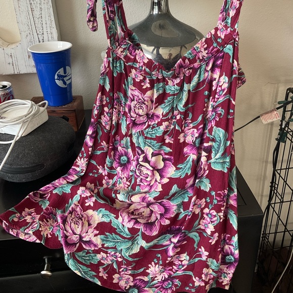 Flowy Tank Top American Eagle Size M - Picture 1 of 2